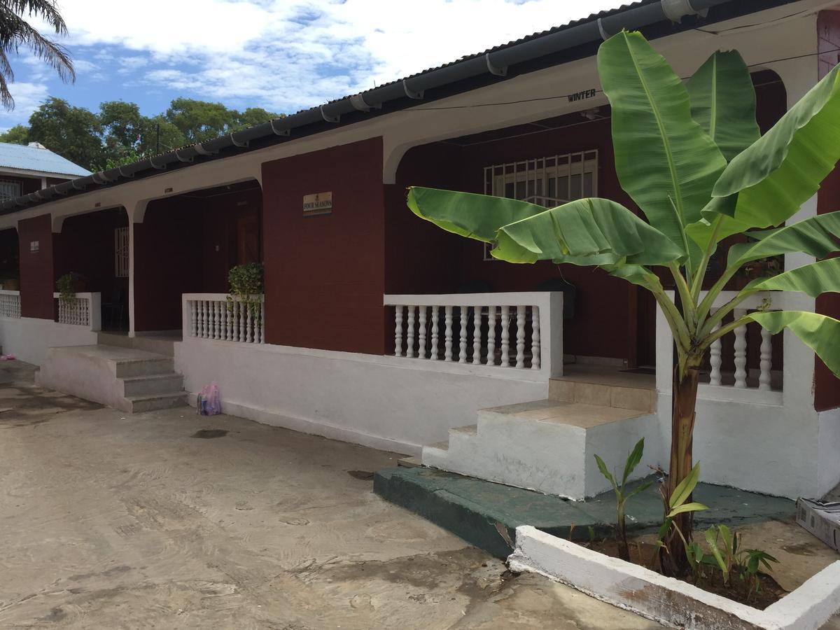 The Family Kingdom Resort Freetown Extérieur photo
