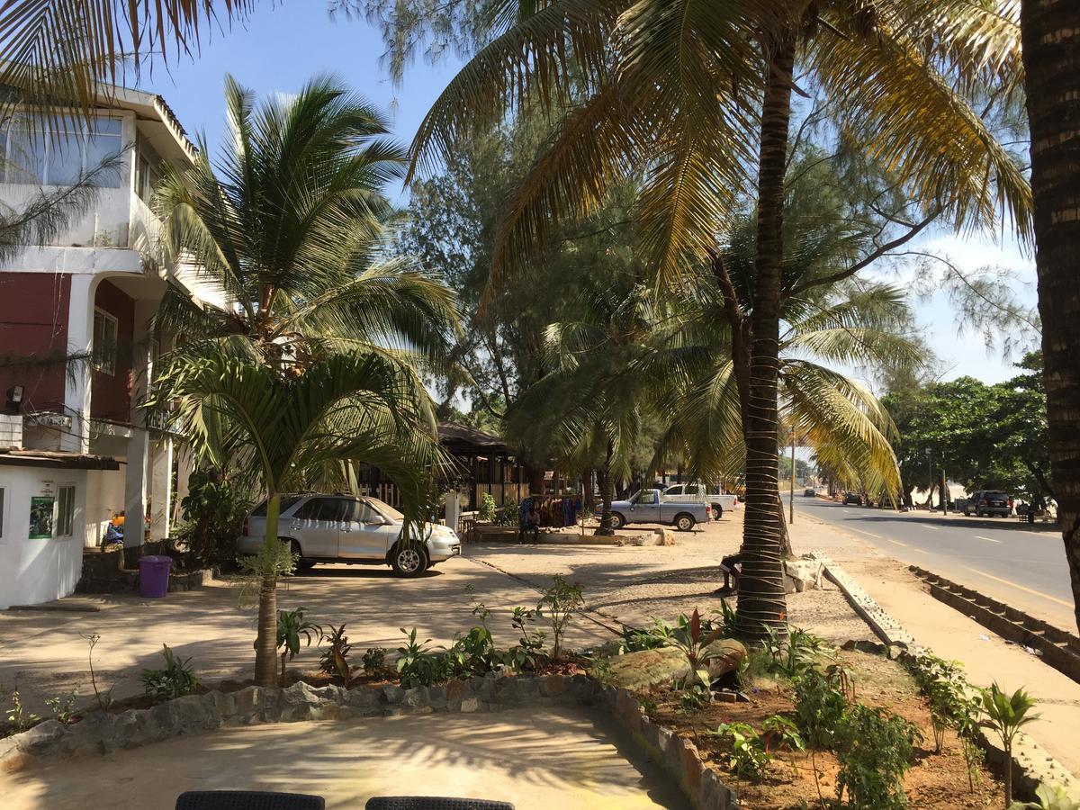 The Family Kingdom Resort Freetown Extérieur photo