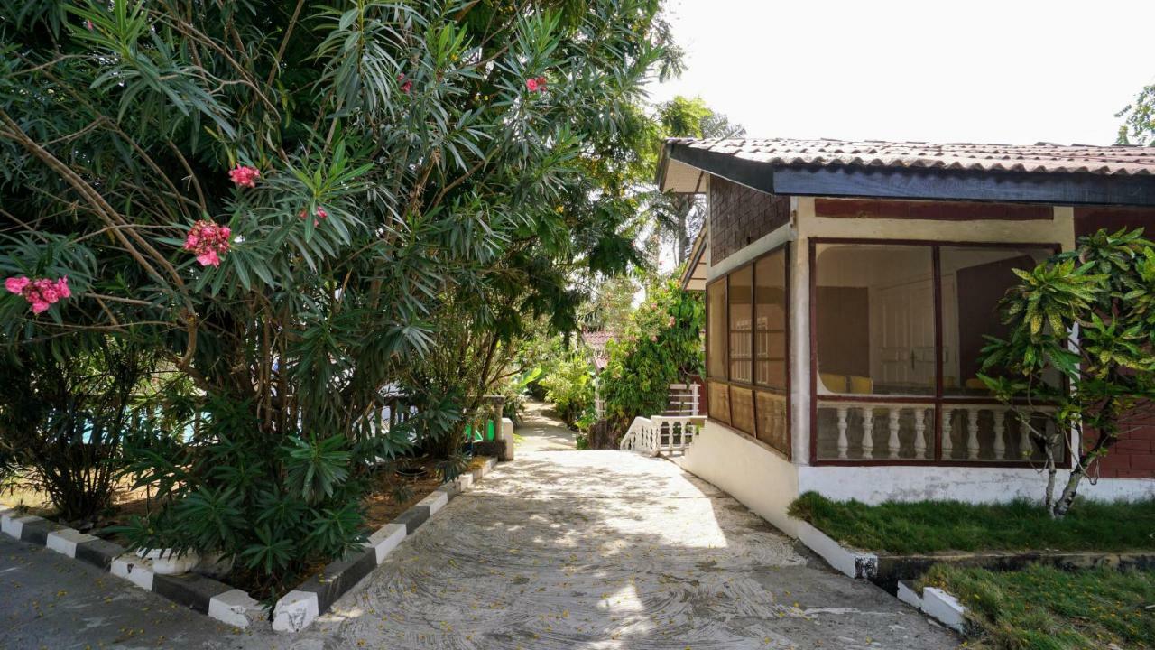 The Family Kingdom Resort Freetown Extérieur photo