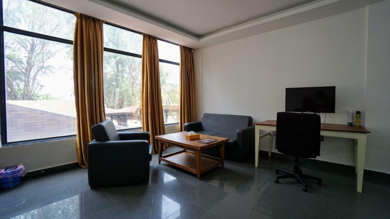 The Family Kingdom Resort Freetown Extérieur photo