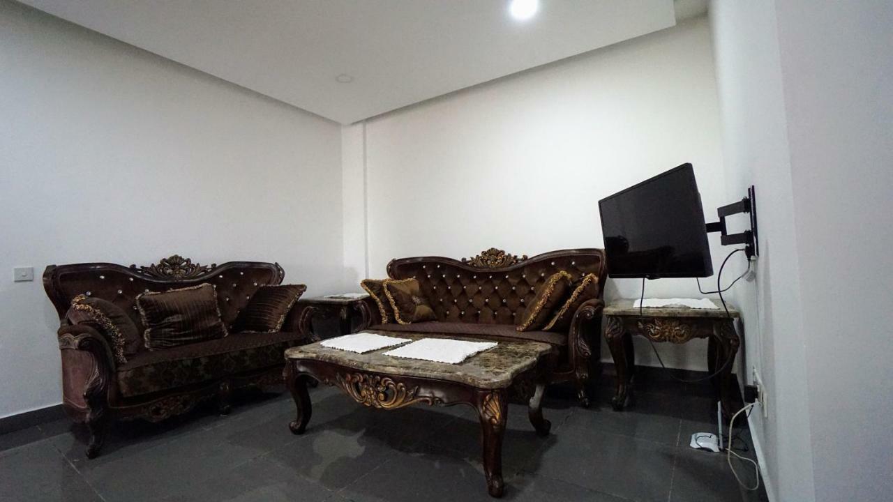 The Family Kingdom Resort Freetown Extérieur photo